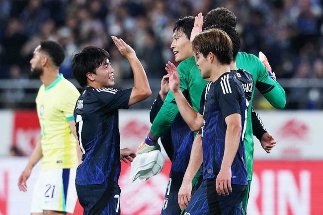 O Brasil perdeu com o Japão num particular da Copa do Mundo pela primeira vez